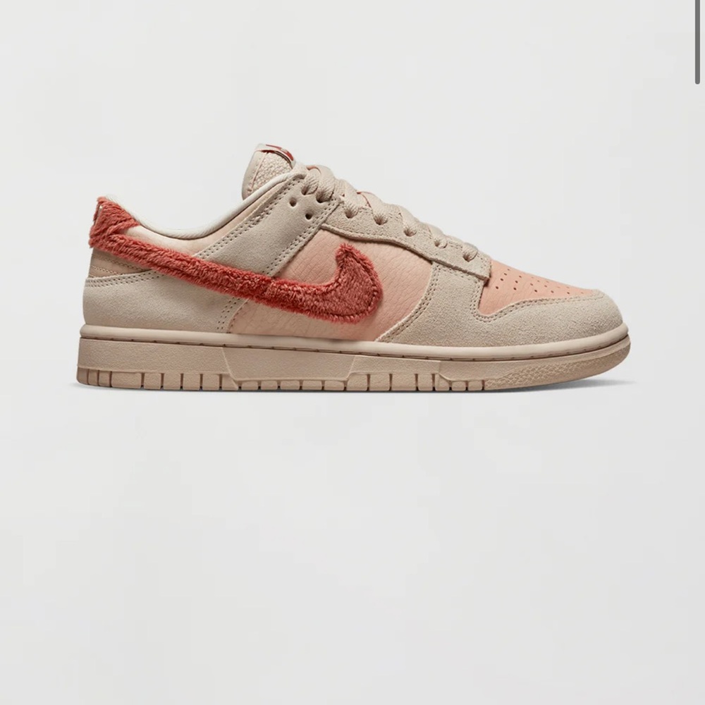 Women’s Nike Dunk Low